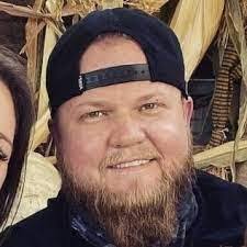 Corey Knutson's Instagram, Twitter & Facebook