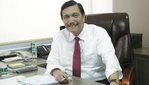 Menteri koordinator (menko) bidang kemaritiman dan investasi luhut binsar panjaitan ditunjuk sebagai koordinator pemberlakuan pembatasan kegiatan (ppkm) mikro darurat. Punya Tambang Dan 16 Perusahaan Inilah Kekayaan Fantastis Menteri Luhut Binsar Pandjaitan Boombastis