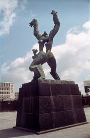 Afbeeldingsresultaat voor dineke van es verwoeste steden