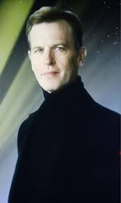 Perfect casting. Although he's a bad guy, you can't help but love him as  Tucker. Smart, funny, and dangerous.