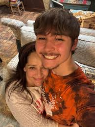 Haley Lawson (@haley.lawson.39) • Facebook