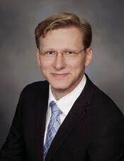 Drew Farmer rally draws crowd in Coos Bay