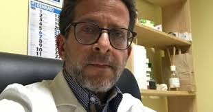 Foligno, auto in fiamme, indaga la polizia: si sospetta il dolo