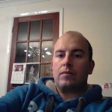 Adrian Hull (@adrianhull72)