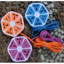 Ổ cắm hình múi cam có cổng USB