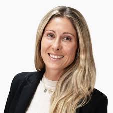 Happy New Year! Let's make 2023 a year to remember by taking your business  to new heights at the Level Up Summit. Together with Ricky Jack of Vyne  Digital, Hamish Conway of