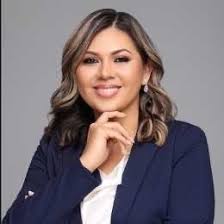 Brenda Mariscal's Instagram, Twitter & Facebook