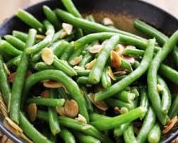 Recette De Haricots Verts Croq Kilos Sautes Aux Amandes Anti Fringale Recette Recette Haricot Vert Recette Haricot Recettes De Cuisine