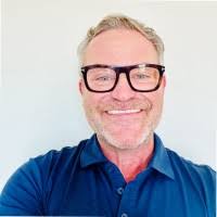 1300+ "Stalter" profiles