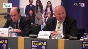 Vaikka kansakuntien menneisyys on riikkinäinen, yhteinen sävel löydetään kauppasuhteissa. Hungarian State Secretary Vince Szalay Bobrovniczky Freedom Of Speech Conference 2019 Youtube