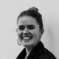 Amy Roelofs's Instagram, Twitter & Facebook