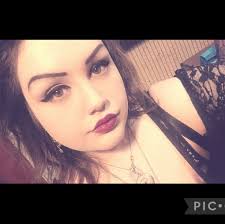 Natural beauty Megan Fox at Academy Musuem 🖤