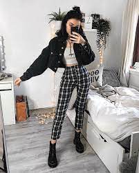 Follow Altgirl Alternative Style Grunge Style Gothic Style Grunge Girl Grunge Outfits Alternative Girl Alternative Outfits Altgirl Aesthetic Clothing Alternativ Outfit Outfit Inspirationen Outfit Ideen Take these flowers koko collection soft grunge tumblr aesthetic.
