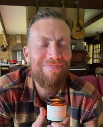 BIRTHDAY APPRECIATION POST for my one and only DINGBRO! A multi decade  friendship rooted in humour, and then toiled with dedication and devotion.  It's not a light touch, we lean right in,