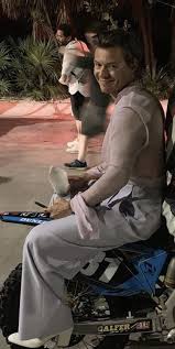 Pin By Maria Mercedes On Harry Styles Harry Styles Pictures Harry Styles Cute Harry Styles Baby