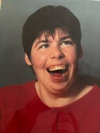 Helene Daigle's Instagram, Twitter & Facebook