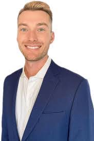 Jay Wicker's Instagram, Twitter & Facebook