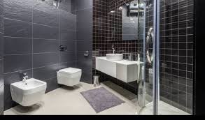 Saya sudah menyelesaikan mandi wajib terus saya keluar kamar mandi setelah itu mengambil pakaian dan. Hukum Membaca Basmallah Ketika Wudhu Di Kamar Mandi