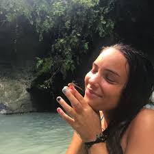 Emma Goins's Instagram, Twitter & Facebook