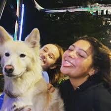 Jessica Grabowski's Instagram, Twitter & Facebook