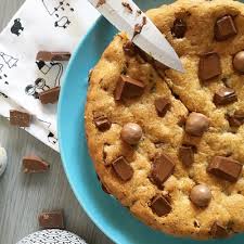 Giant Cookie Le Gateau Cookie Biscuits Geants Cookies Et Biscuits Dessert