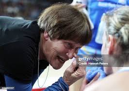 28 Robyn Broughton Photos & High Res Pictures