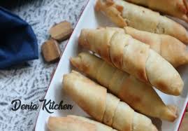 Molen #pisangmolen #pisangmolenmini cara membuat pisang molen mini super renyah tanpa telur bahan. Pisang Molen Pisang Dengan Balutan Kulit Renyah Denia Kitchen