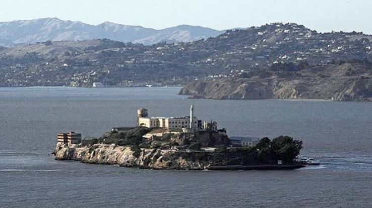 50 years after the escape from Alcatraz - Los Angeles Times