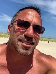 Hey everyone! Summer is coming to an end but there is still time to enjoy  beautiful weather with a new relationship….