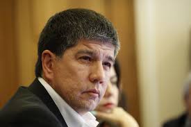 Va en la línea correcta”: Parlamentarios respaldan cargos presentados por  Contraloría en contra de Manuel Monsalve