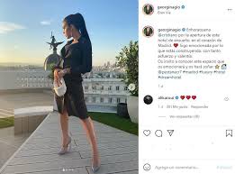 According to as , rodriguez met the portugal star at a gucci store in madrid, where she was working as a shop assistant. Georgina Rodriguez La Mejor Embajadora Del Hotelazo De Cristiano Ronaldo Famosos El Mundo