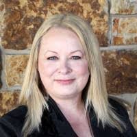 Michelle Drain's Instagram, Twitter & Facebook