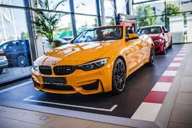 Macao Blue Vs Mandarin Ii Bmw M4 Convertible 30 Jahre Edition Is Finally In Showrooms Bmw Bmw M4 Convertible