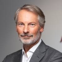 Soweit auf dieser internetseite von der deutschen bank die rede ist, bezieht sich dies auf die angebote der deutsche bank ag, taunusanlage 12, 60325 frankfurt am main. Christian Ohswald Leitung Privatkundengeschaft Business Development Quirin Privatbank Ag Linkedin