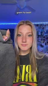 Hannah Cusick's Instagram, Twitter & Facebook