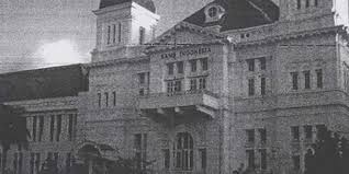 Klik disini atau link dibawah untuk download contoh kerja kursus sejarah. Sejarah Hari Bank Indonesia