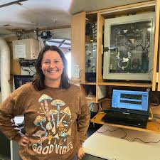 Meet the science party of #NBP2410 👋 Say hello to Lacey Bowman, our  dissolved silica guru and event log master! Lacey is a laboratory  technician at Dauphin Island Sea Lab and we
