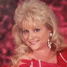 Veronica Crum's Instagram, Twitter & Facebook