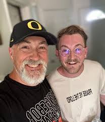 Kyle Faron's Instagram, Twitter & Facebook