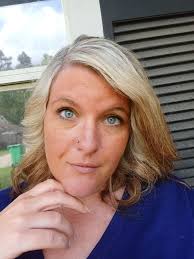 Elastic hair tie workout hero