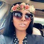 Janell Moss's Instagram, Twitter & Facebook