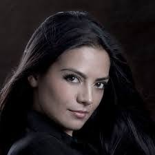 Carla Bloom's Instagram, Twitter & Facebook