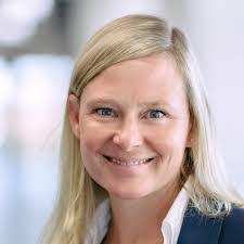 Stefanie Blank's Instagram, Twitter & Facebook