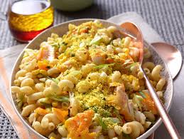Open your tin fish and clean it by removing bones on it. Pasta With Pilchards And Mushrooms Fattis Monis