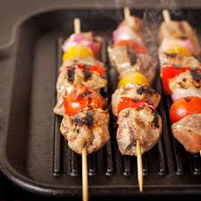 Before the start of cooking kabobs in the oven, the skewers must f. Preparing Wooden Kebab Skewers Before Grilling