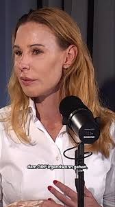 Eva Schütz analysiert die Herausforderungen des ORF in einer sich  verändernden Medienlandschaft. Sie hinterfragt die Haushaltsabgabe und  prophezeit, dass der ORF durch fehlende Reichweite in der ...