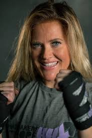 Debra Selinger's Instagram, Twitter & Facebook