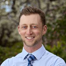 Scott Parson's Instagram, Twitter & Facebook