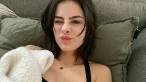 Die neuen termine der more love tour 2020 und 2021! Zu Viel Geackert Lena Meyer Landrut Braucht Mal Eine Pause Promiflash De