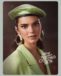 Allison Ferrell (@ah_ferrell)